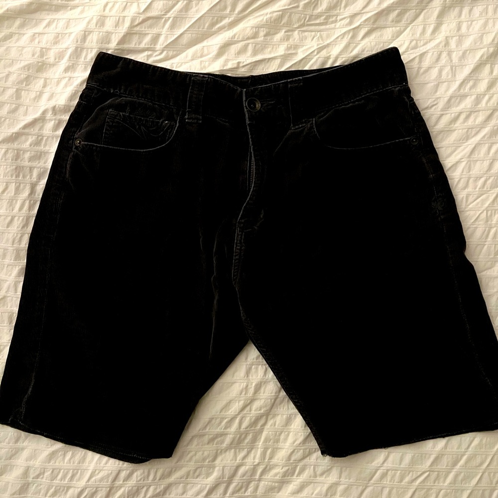 Billabong Corduroy Shorts. Size 32 (fits like a 30)